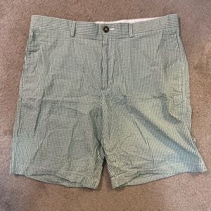 Roundtree and Yorke gingham shorts